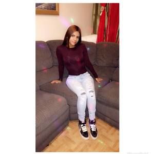 Meet your Posher, Anahi